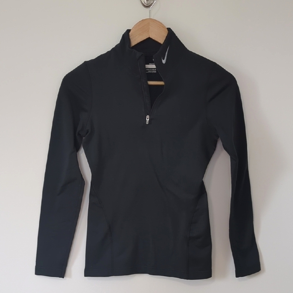 Nike FIT Long Sleeve
